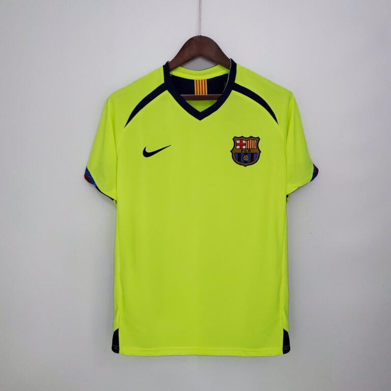 2005/06 Barcelona away kit