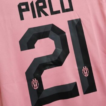 Juventus Away Kit 2011/12 - Stand Out in Style