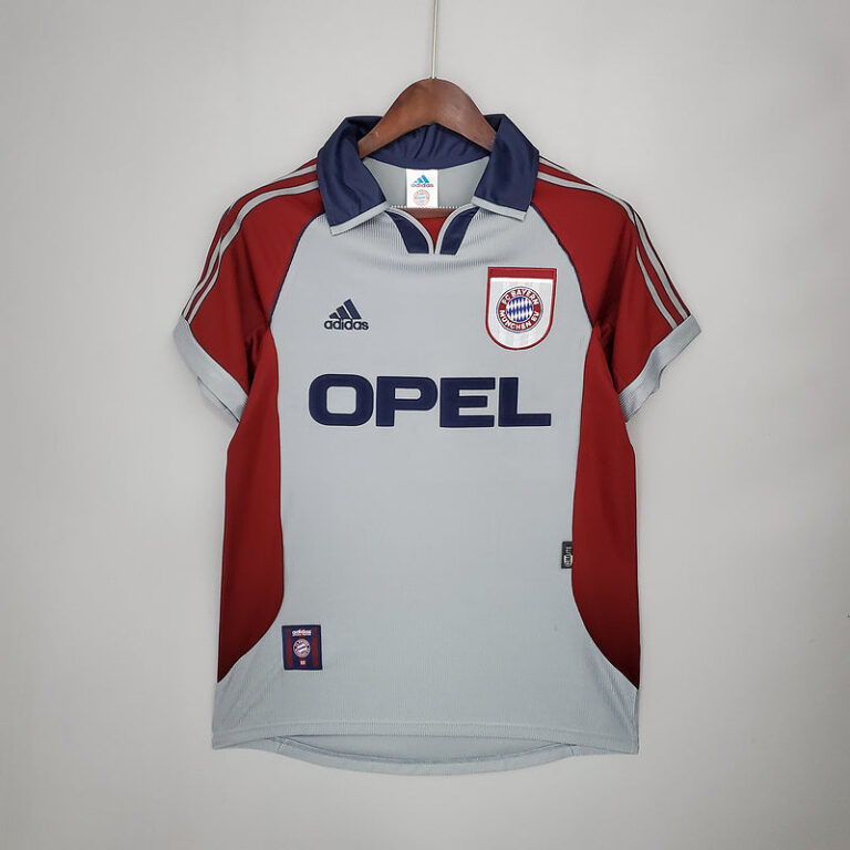 1998-1999 Bayern Munich Home kit