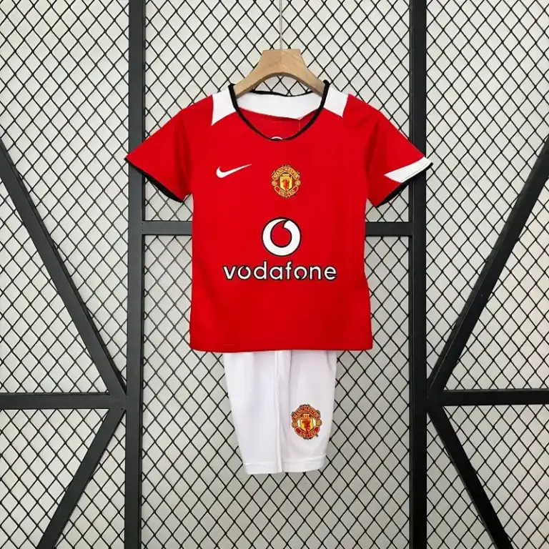 2005-2006 Kids Manchester United Jersey retro kit