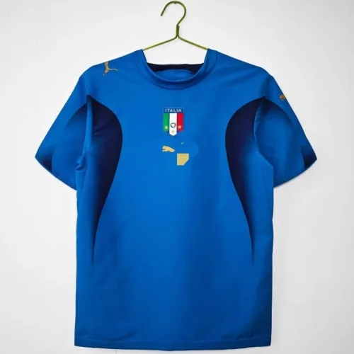 Retro-2006-Italy-Soccer-Jersey-Home-6.webp