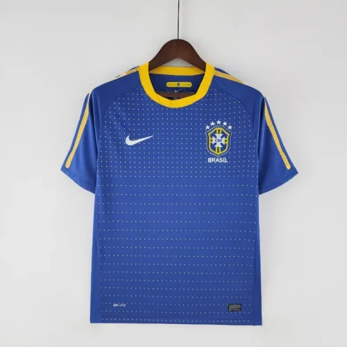 Retro-2010-Brazil-away-4.webp