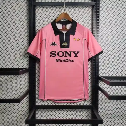 Retro-97-98-Juventus-Away-2.webp
