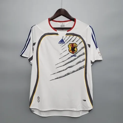 Retro-Japan-2006-away-8.webp