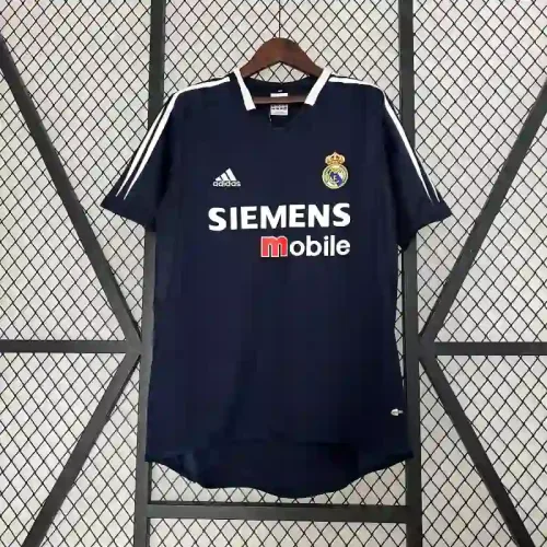 Retro-Real-Madrid-0405-Away-3.webp
